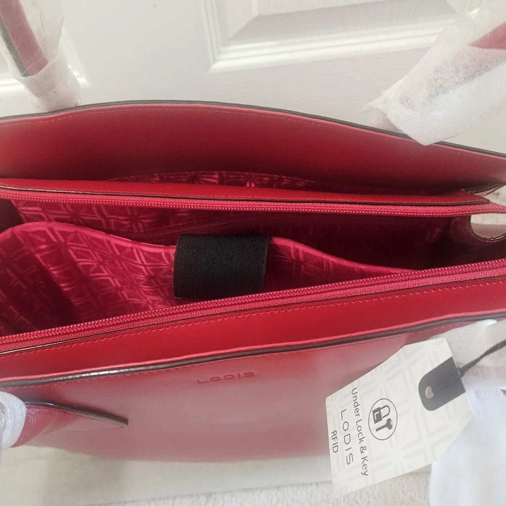 Lodis Red Leather.Audrey RFID Zola Tote